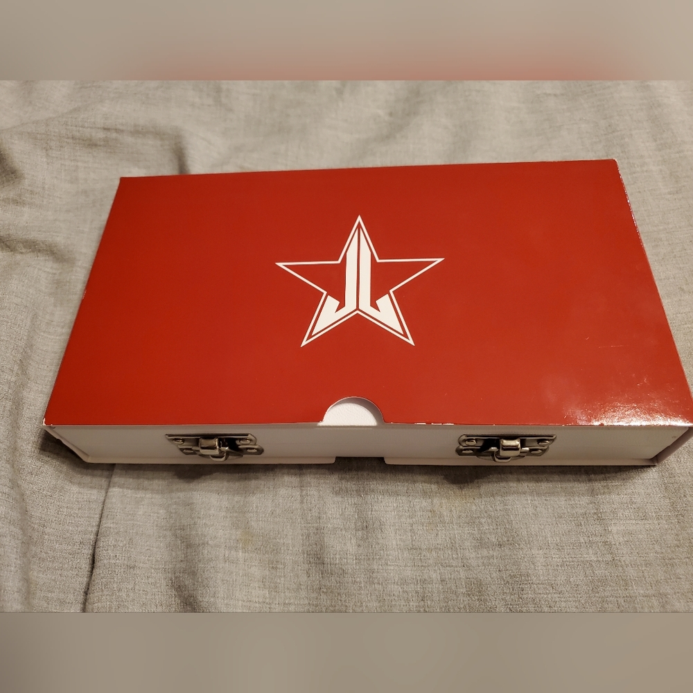 Jeffree Star Blood Sugar limited anniversary palette